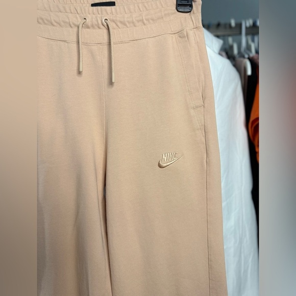 Nike Sportswear Women's Jersey Capris Sweat Pants (CJ3748) Shimmer Pink Size XS - Picture 5 of 12